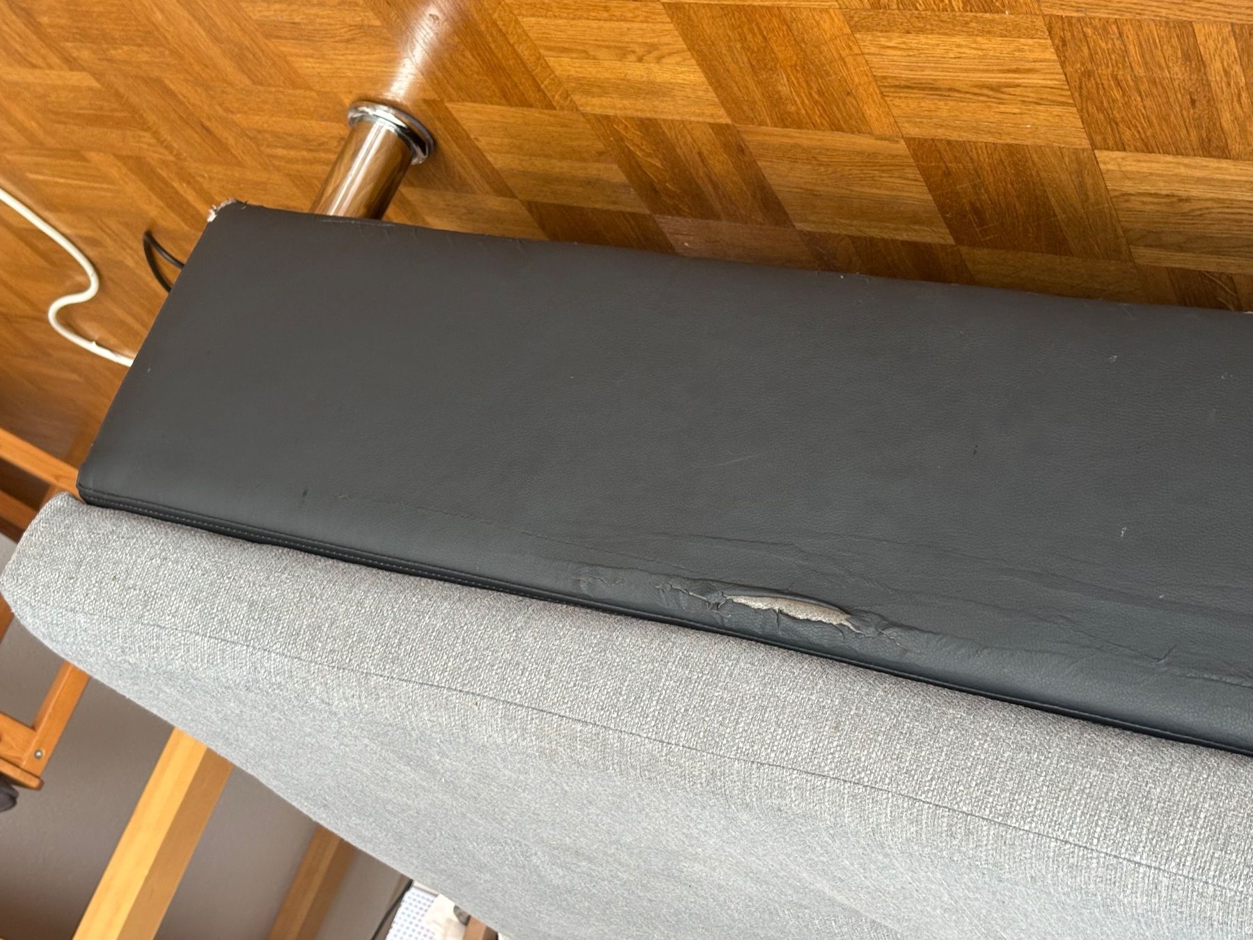 Sofas: Grosse Sofa  mit Kissen. – Gebraucht aus Gebenstorf von Kerulina 5
