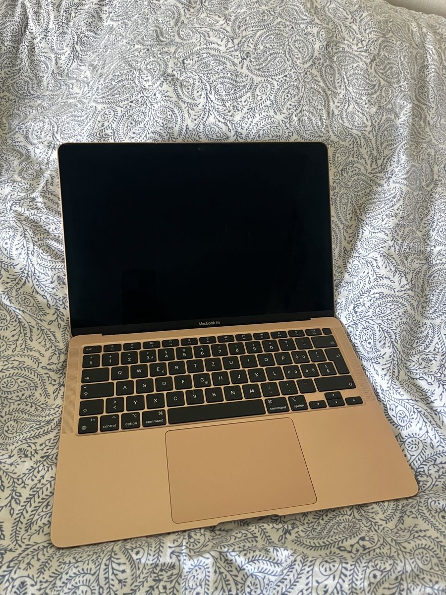 Apple Notebook: Apple MacBook Air 2020 M1 256GB – Usato da Engelburg venduto da ernahelene 1