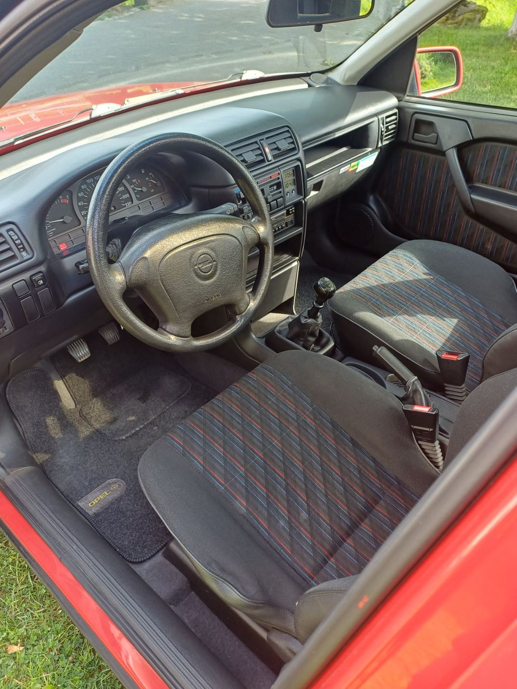 Opel Autos: Opel Vectra A – D'occasion à Sempach Station par Sachs77 7
