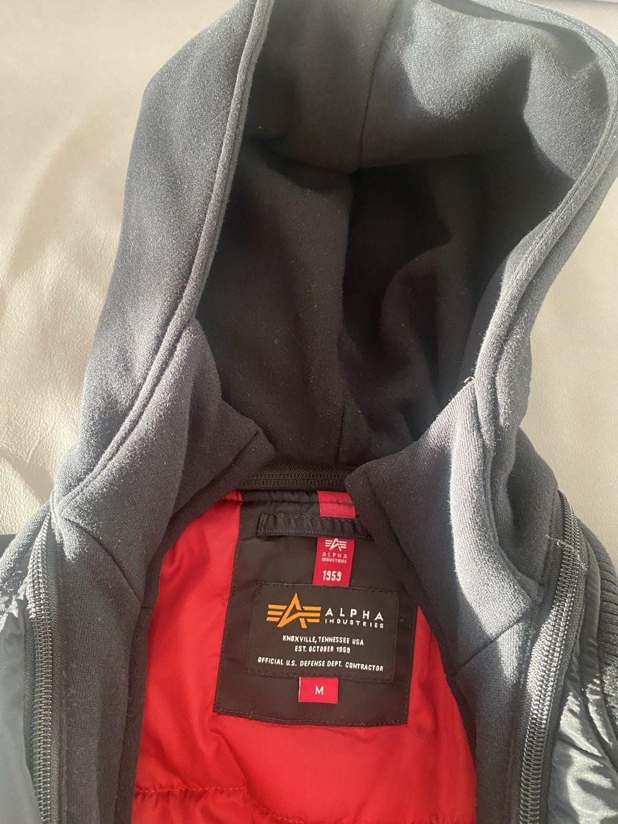 Alpha Industries Giacche: Alpha Industries Jacke in Schwarz, – Usato da Bern venduto da PSM.Mini 5