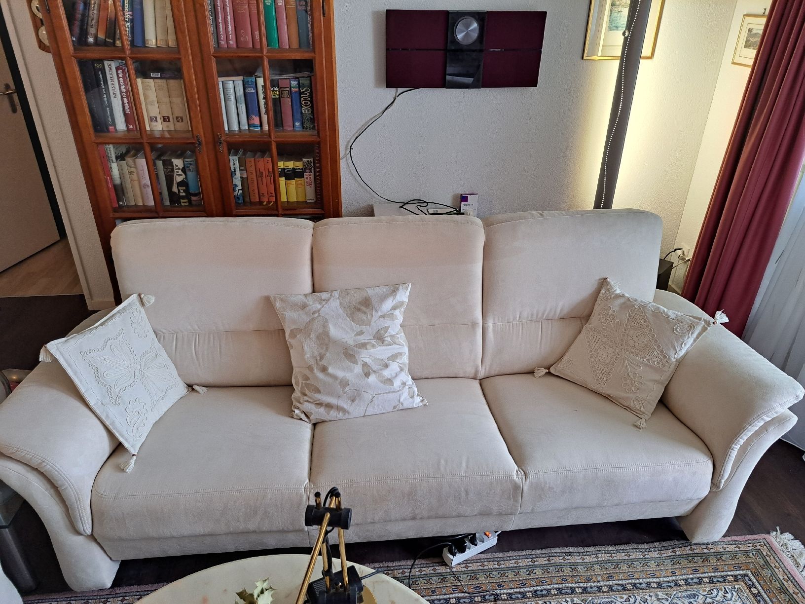 Sofas: 3- + 2-Sitzer Sofa und 1 Sessel hellbeige – Gebraucht aus Jona von Strand82 1