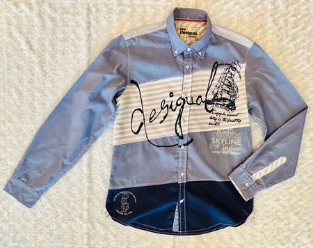 DESIGUAL Hemd Gr. M, blau mit tollen Details, gut erhalten