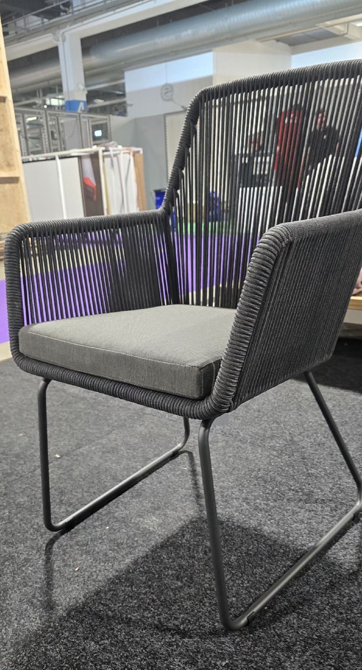 Poltrone: Design Sessel – Nuovo e nell'imballaggio originale da Oetwil a.d. Limmat venduto da Rebi_reina 2