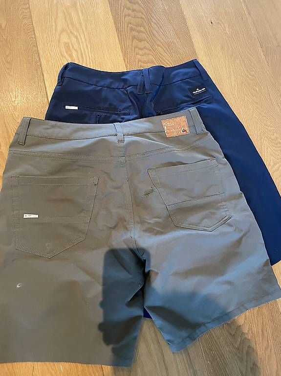 Pantaloni: Shorts von Quiksilver – Usato da Giswil venduto da nimue1977 2