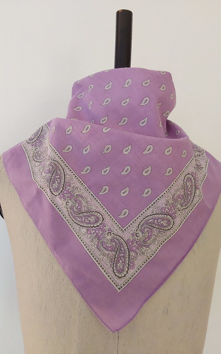 Foulard & Sciarpe: Baumwolltuch quadratisch lila – Usato da Köniz venduto da scopello12