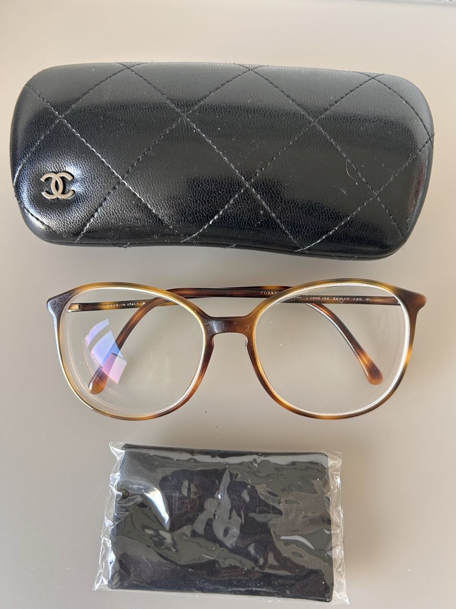 Chanel Occhiali & Lenti: Chanel Brillengestell Braun mit Etui – Usato da St. Gallen venduto da jojan