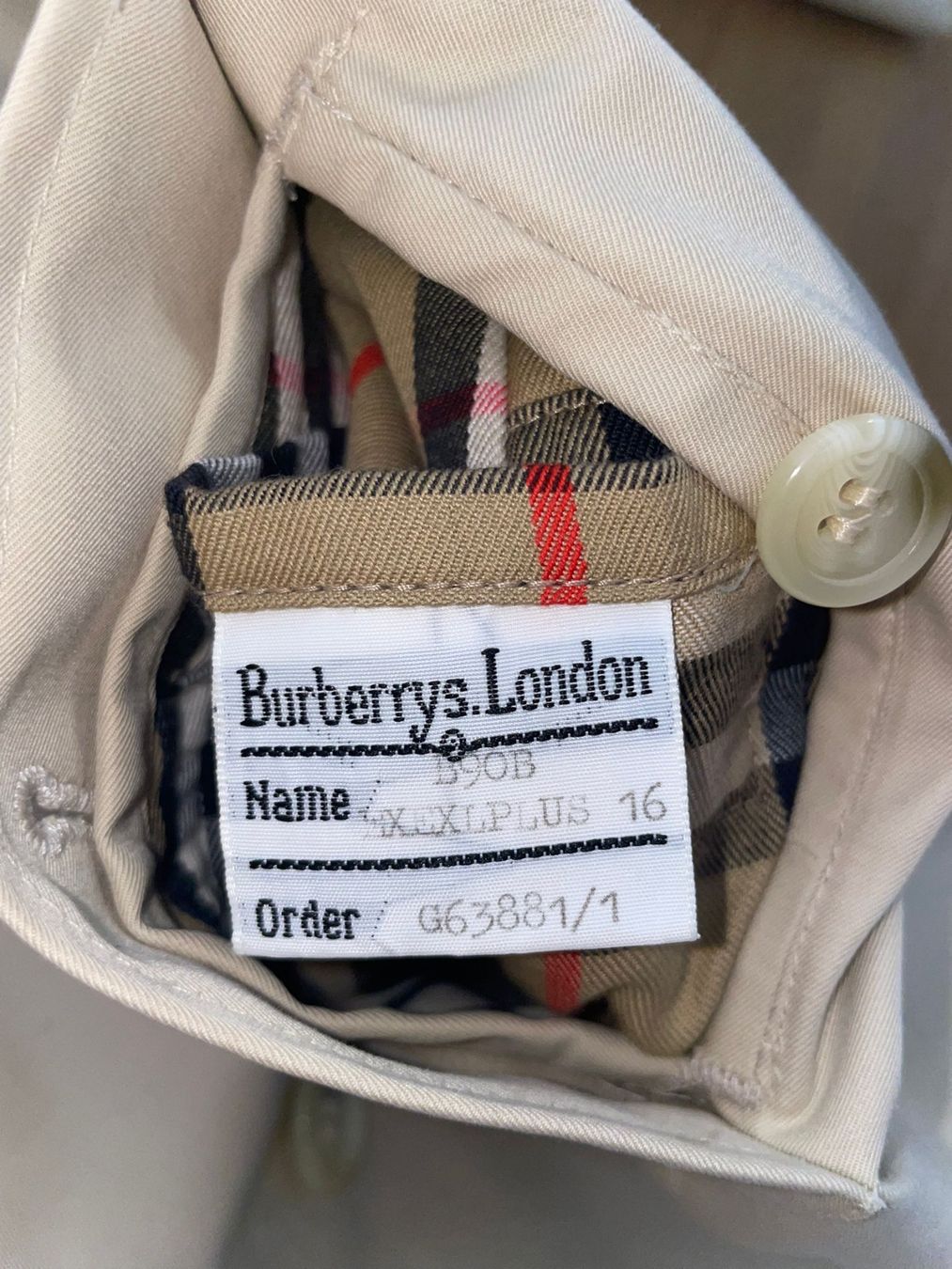 Burberry Cappotti: Trench-coat Burberry with belt – Usato da Nyon venduto da Vivafripa 5