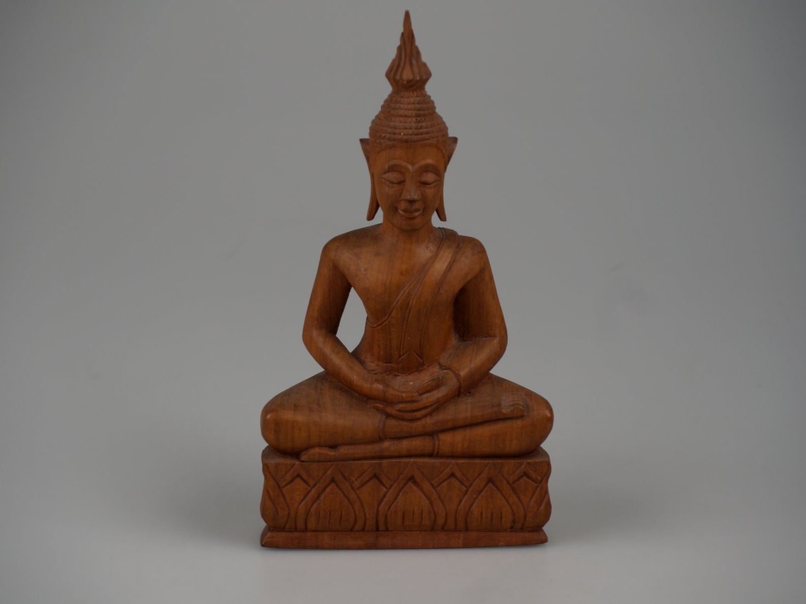 Gravures sur bois: Buddha Thai Lotussitz Holzstatue 11" – D'occasion à Rüti ZH par Restwert_Rueti_ZH