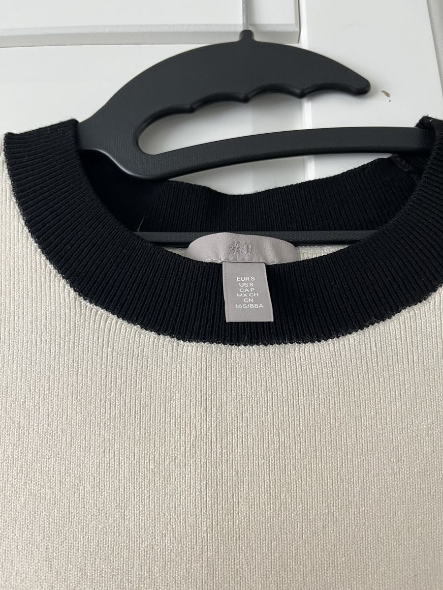 H&M Vestiti: Strickkleid ohne Ärmel – Nuovo (secondo la descrizione) da Allschwil venduto da eyl_bb8q 1