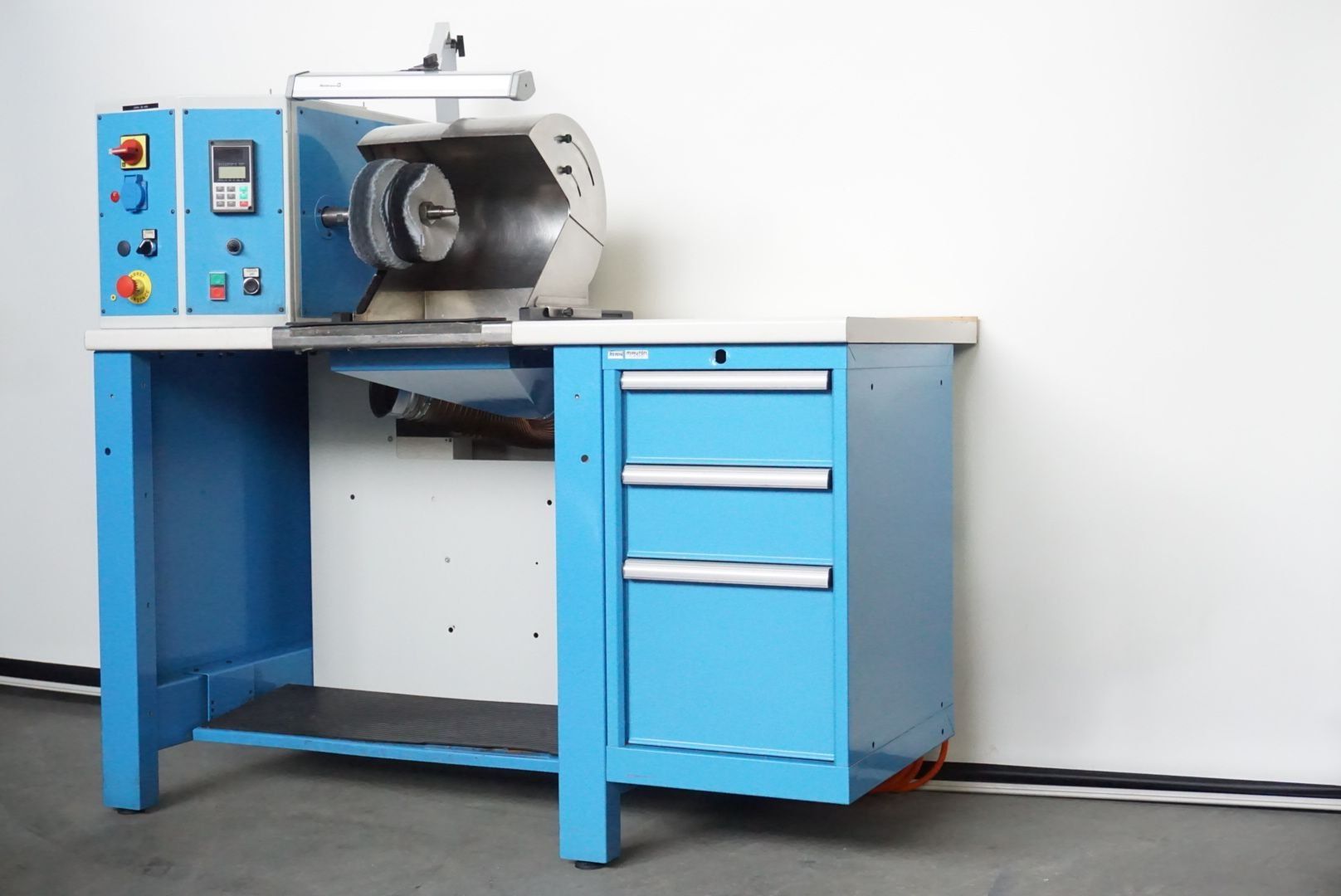 Alle Maschinen: Poste de polissage Recomatic MP201 N°58 – Gebraucht aus La Chaux-de-Fonds von Greub_Machines 1