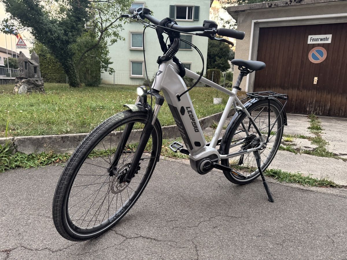 Leopard Vélos: E Bike Leopard ( Bosch) – D'occasion à Forch par naz_fr7n 7