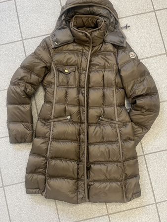 Moncler Mantel
