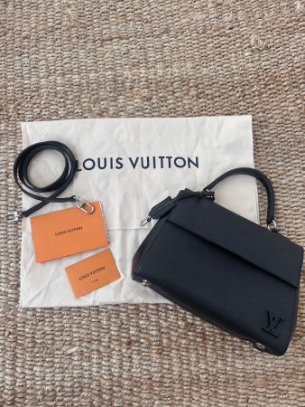 Louis Vuitton Epi, Schwarz, Top Zustand, wie neu!