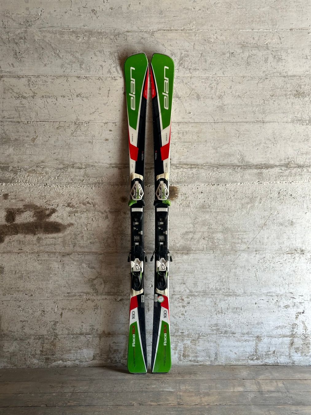 Elan Skis: Elan Slalomski 160CM – Gebraucht aus Emmenbrücke von karkarkar 1