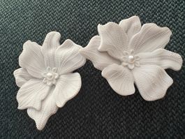 Original Jibbitz Crocs flowers x 2 white