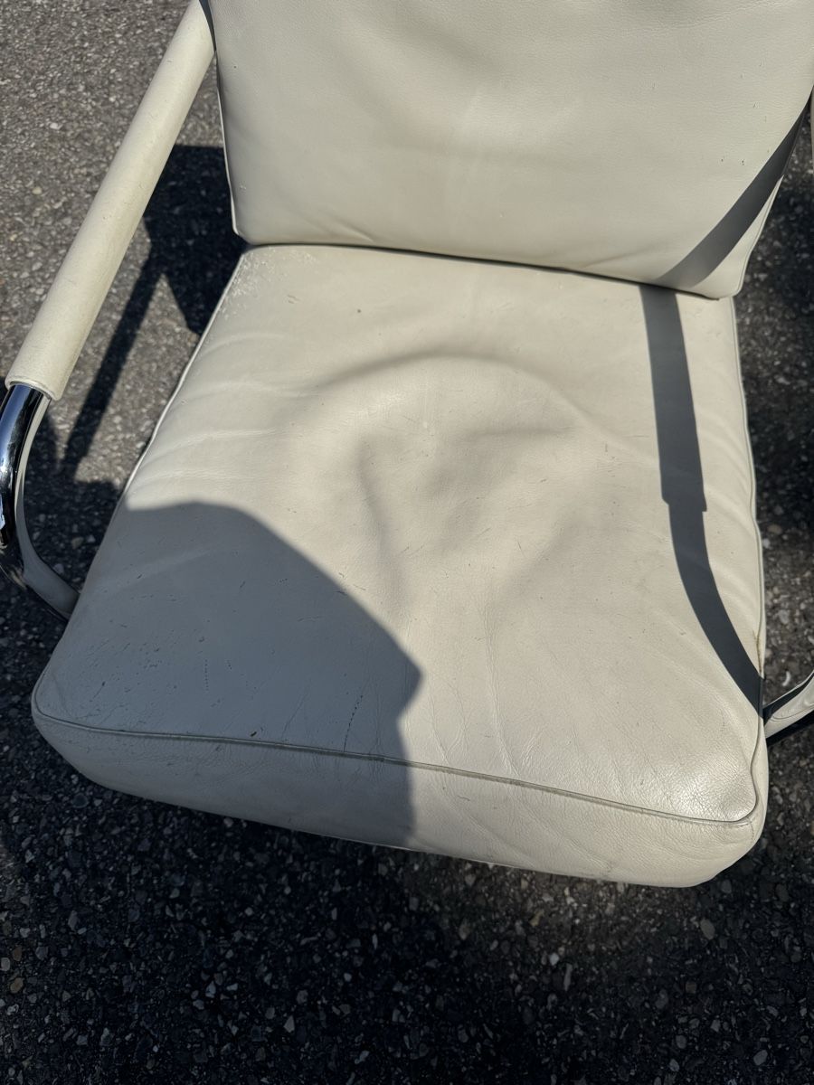 Zanotta Poltrone: Zanotta Sessel ab1.-  – Usato da Grenchen venduto da Design-Outlet 9