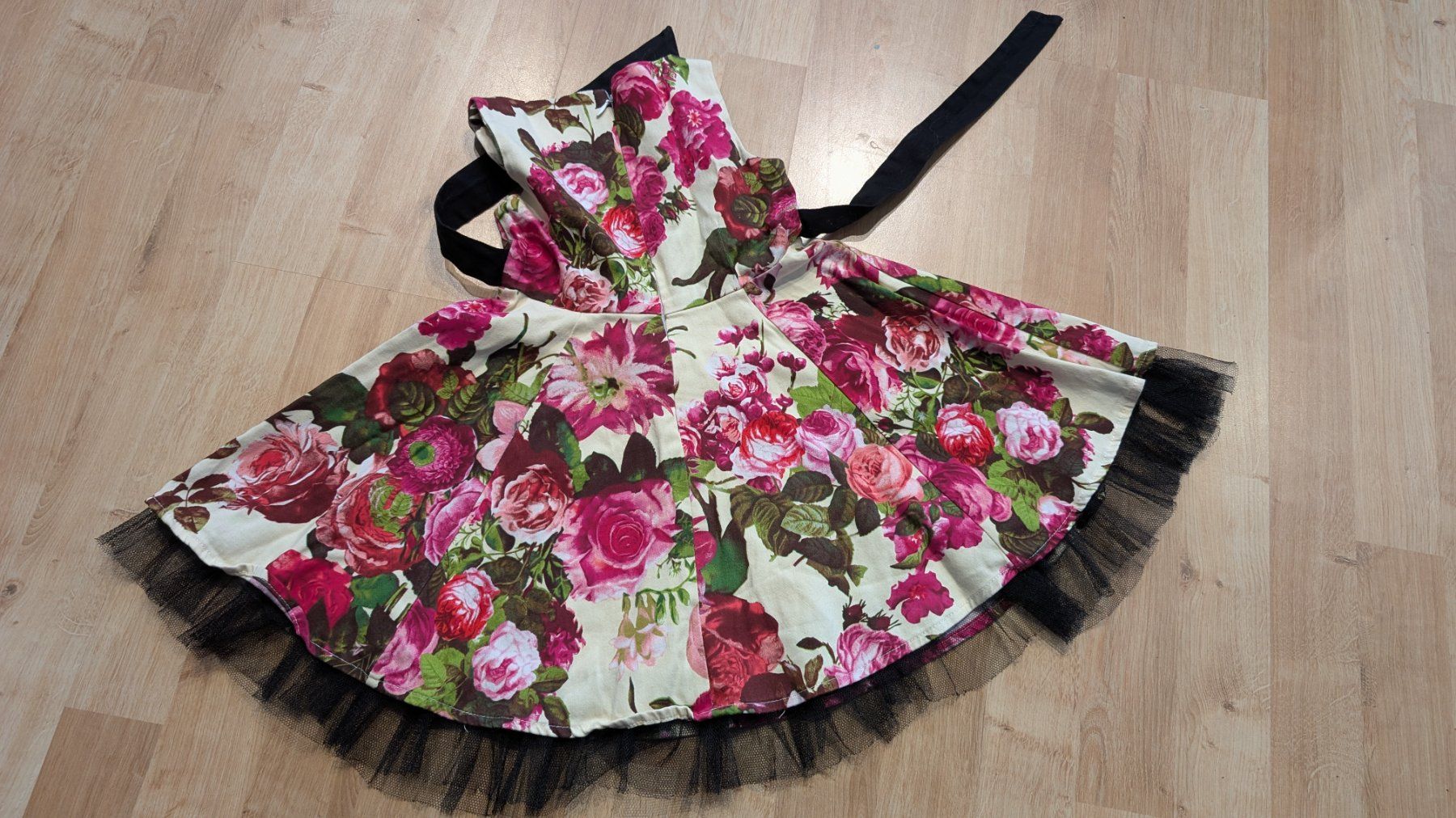 Vestiti & Gonne: Rockabilly Kleid Gr. 104 – Usato da Elsau venduto da saki1986 2