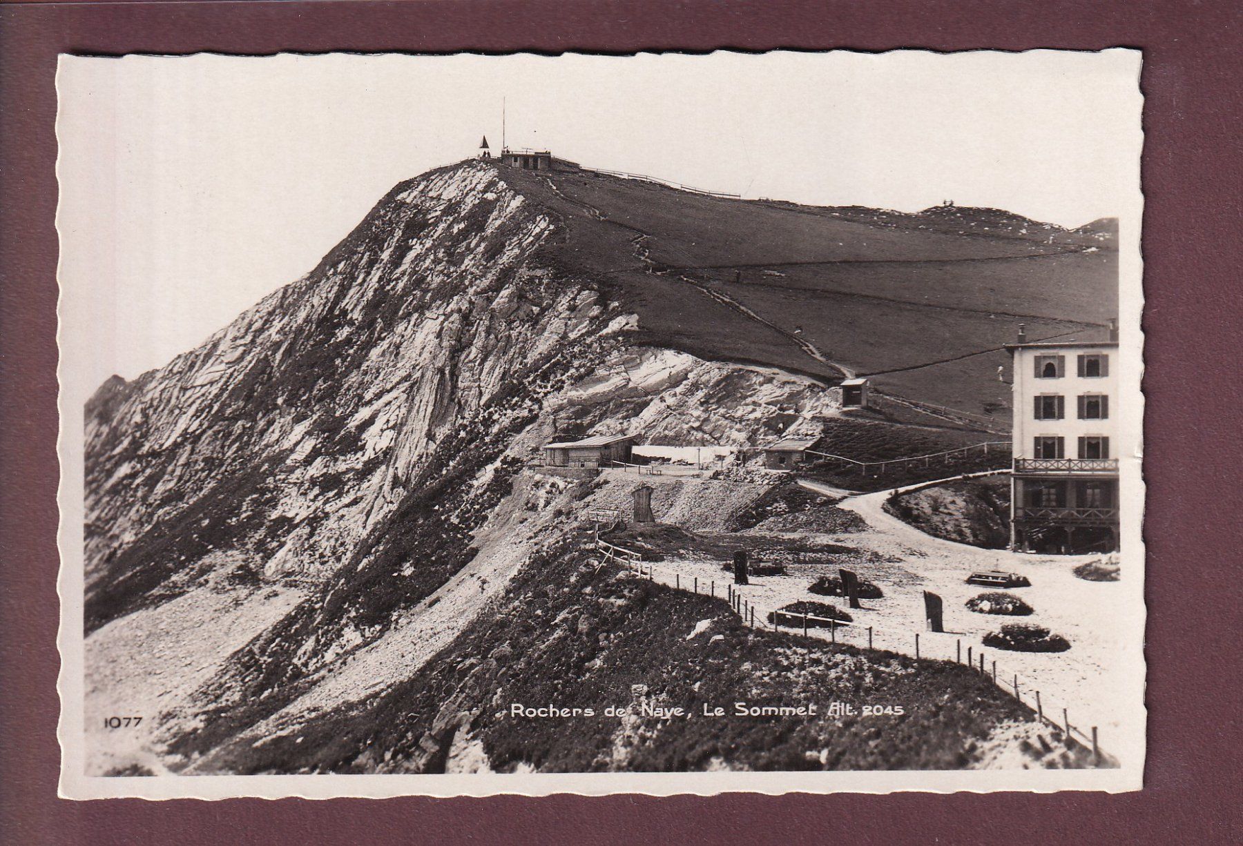 Cartes postales: ROCHERS DE NAYE - Sommet - Feldpost – D'occasion à Pully par nicecards