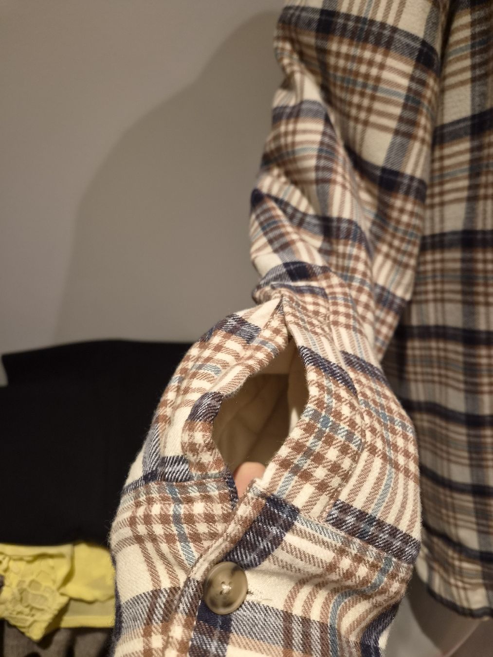 Oysho Hemden: Chemise doublée oysho – Neu und originalverpackt aus Genève von ana_z8yn 1