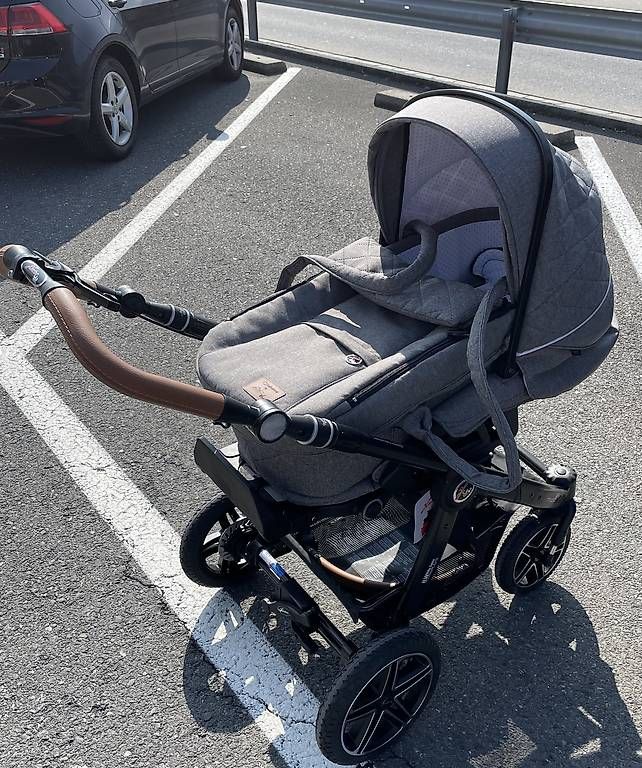 Carrozzine: Hartan R1 GTS Kinderwagen – Usato da Thusis venduto da jeubatsi91