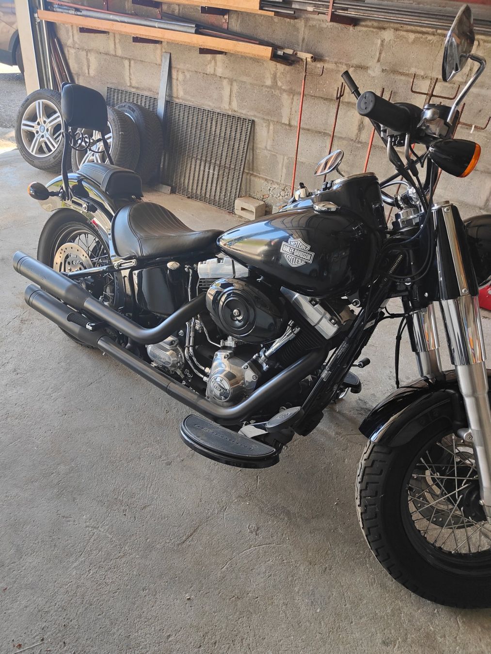 Harley-Davidson Chopper: HARLEY-DAVIDSON FLX – Usato da Weinfelden venduto da inia1 1