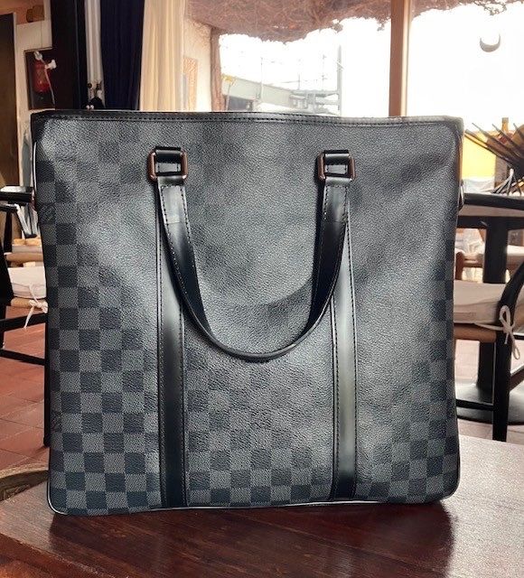 Louis Vuitton Borse: LOUIS VUITTON TADAO PM Damier Graphite – Usato da Wolfhausen venduto da samcun 1