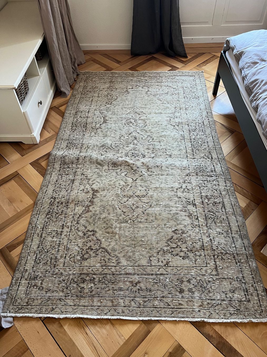 Tappeti: Wollteppich, used style – Usato da Erlenbach ZH venduto da Karinsylvester