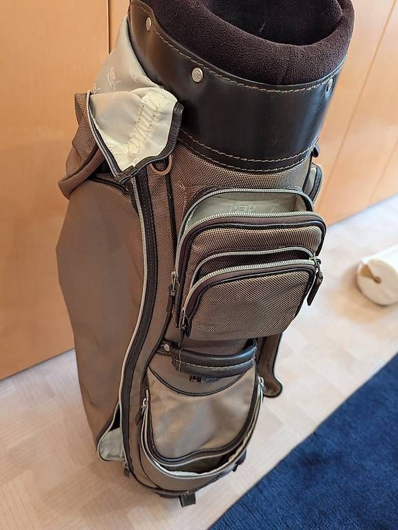 Mazze & Set: Golfbag echtleder Einsätze – Usato da Uetikon am See venduto da kil_zky5 1