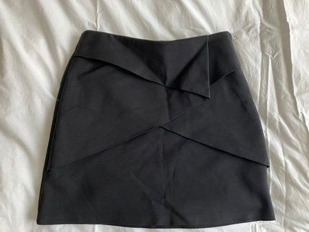 Mini-jupe noire Zara  taille XS