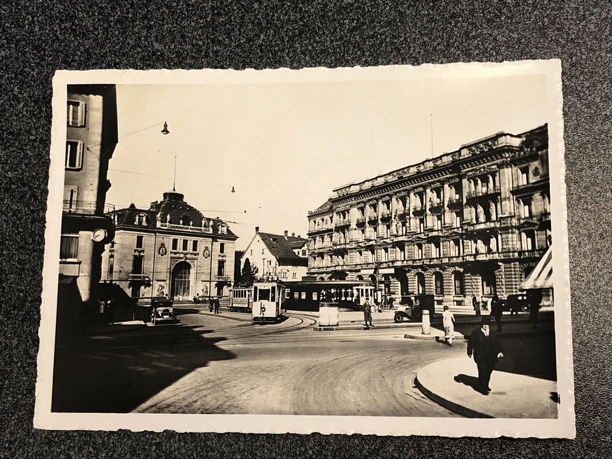 Cartoline postali: Zürich PARADEPLATZ 1941 mit Tram und Oldtimer! – Usato da Lufingen venduto da Rac0 2
