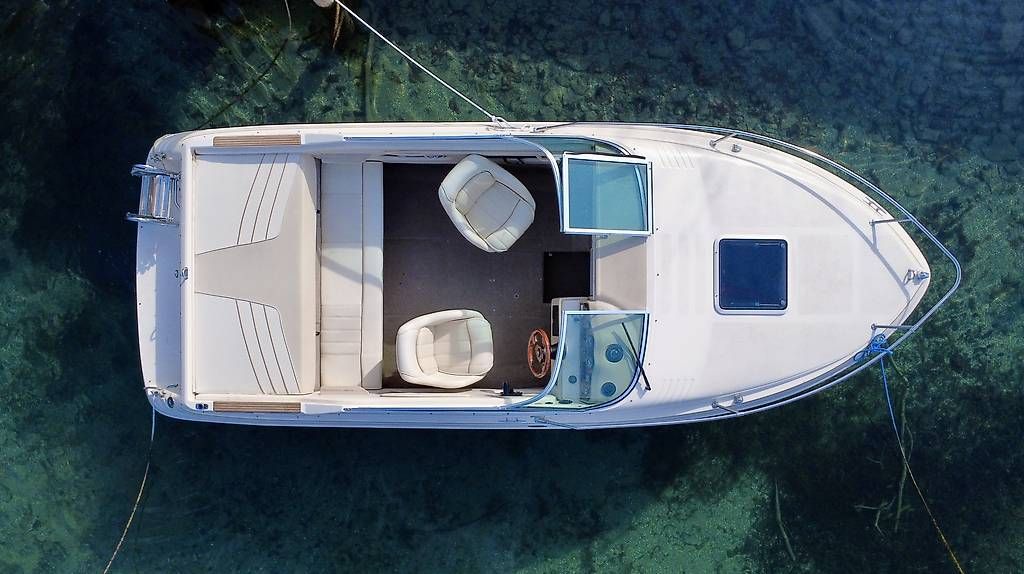 Sea Ray Barche: Gepflegte Sea Ray 200 Overnighter Select – Usato da Emmen venduto da smartphone 1