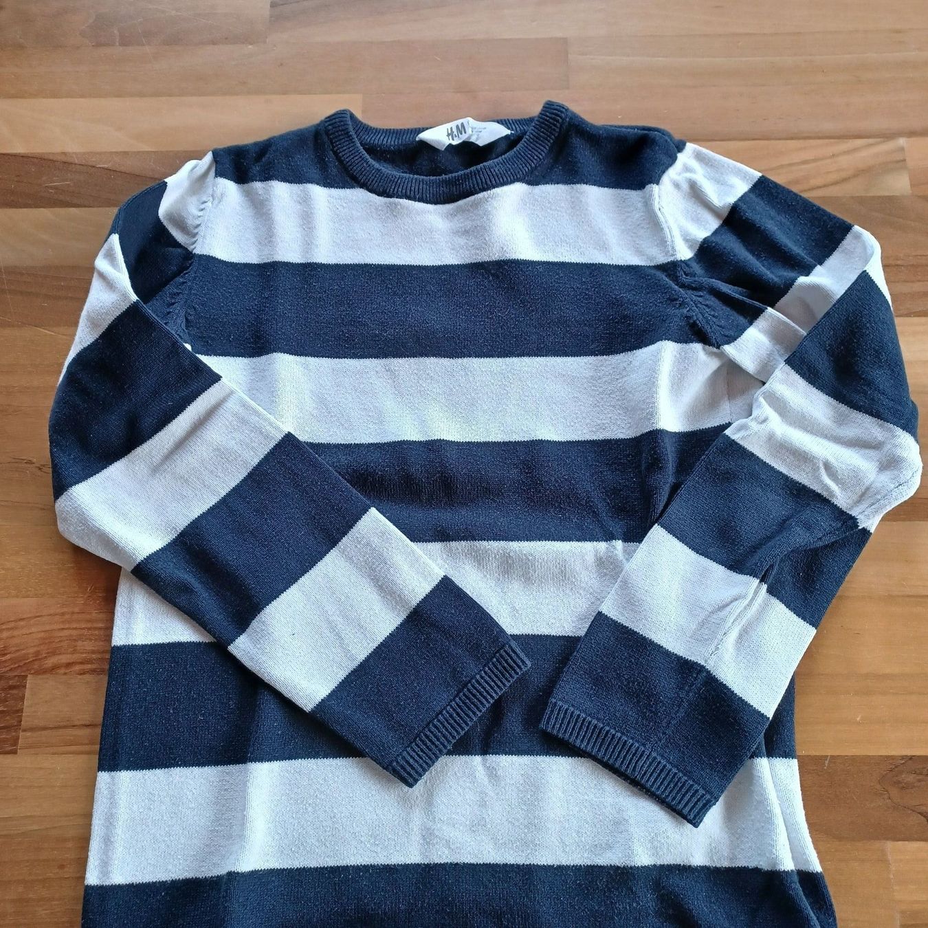 H&M Maglioni & Felpe: Pullover von H&M,  Grösse 122/128 – Usato da Niederscherli venduto da 20sydney02