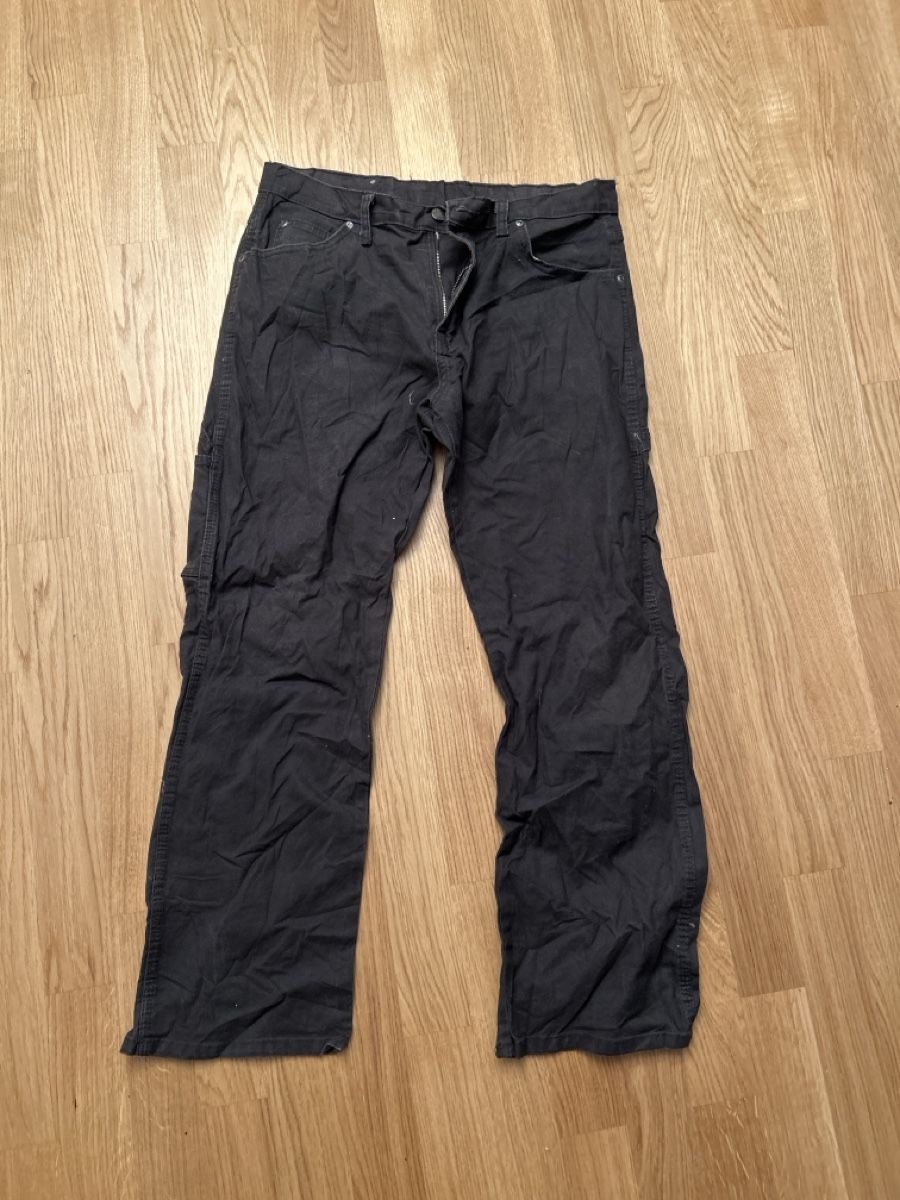 Dickies Pantalons: Dickies Hose braun Grösse 32/30 gebraucht – D'occasion à Luzern par ThrowbackVintage