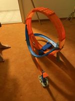 Hot Wheels Bahn mit Looping 