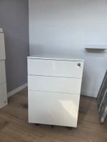 weisser Korpus Büro 39x52x60