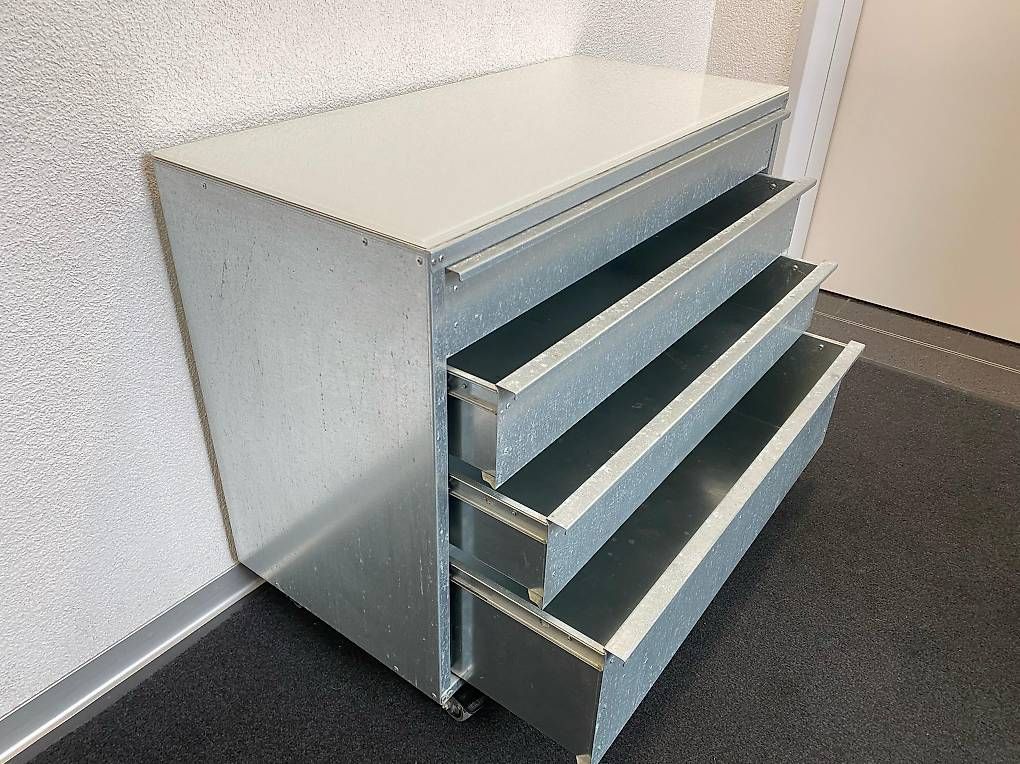 Cassettiere: Schubladenmöbel – Usato da Aarau venduto da yan_h2cs 2