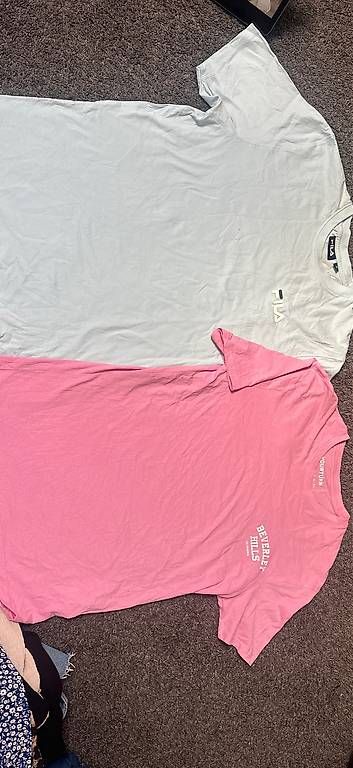 T-shirts: Tshirts  – D'occasion à Bubikon par bue_t8nz