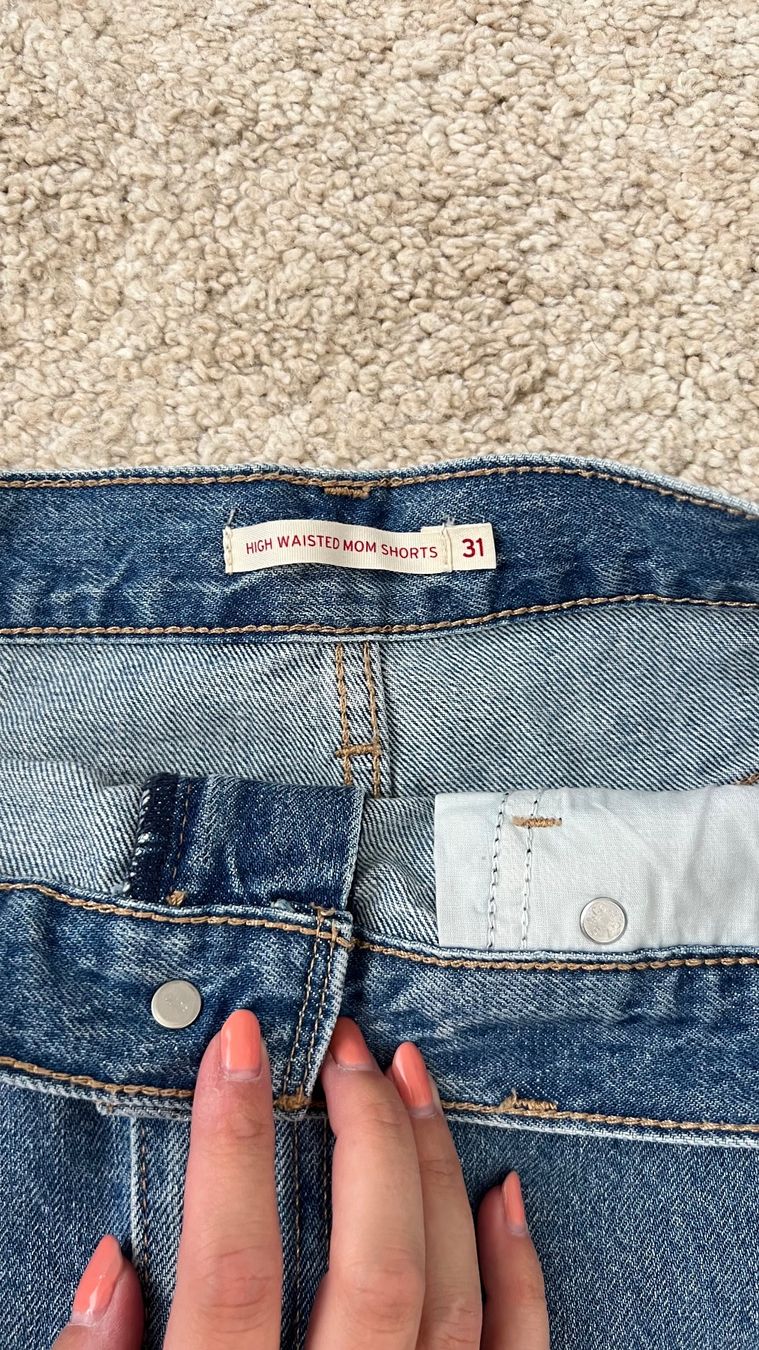 Levi's Jeans: Levis Jeans ungetragen Grösse 31 – Nuovo (secondo la descrizione) da Widnau venduto da noe.kr 2