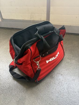 Ab 1.- Hilti Tasche Neu