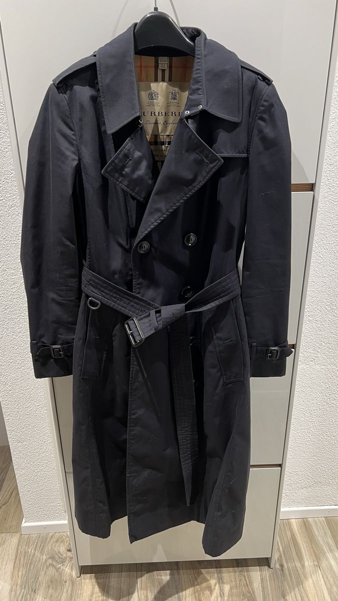 Burberry Cappotti: Burberry Trench Coat – Usato da Wetzikon ZH venduto da KikiZu