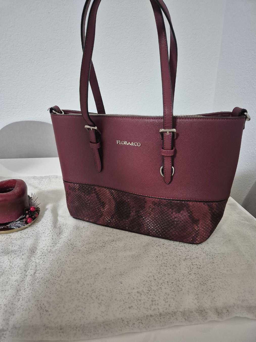 Borse da donna: Stylish Flora&Co Burgundy Bag – Nuovo (secondo la descrizione) da Basel venduto da Elena_02