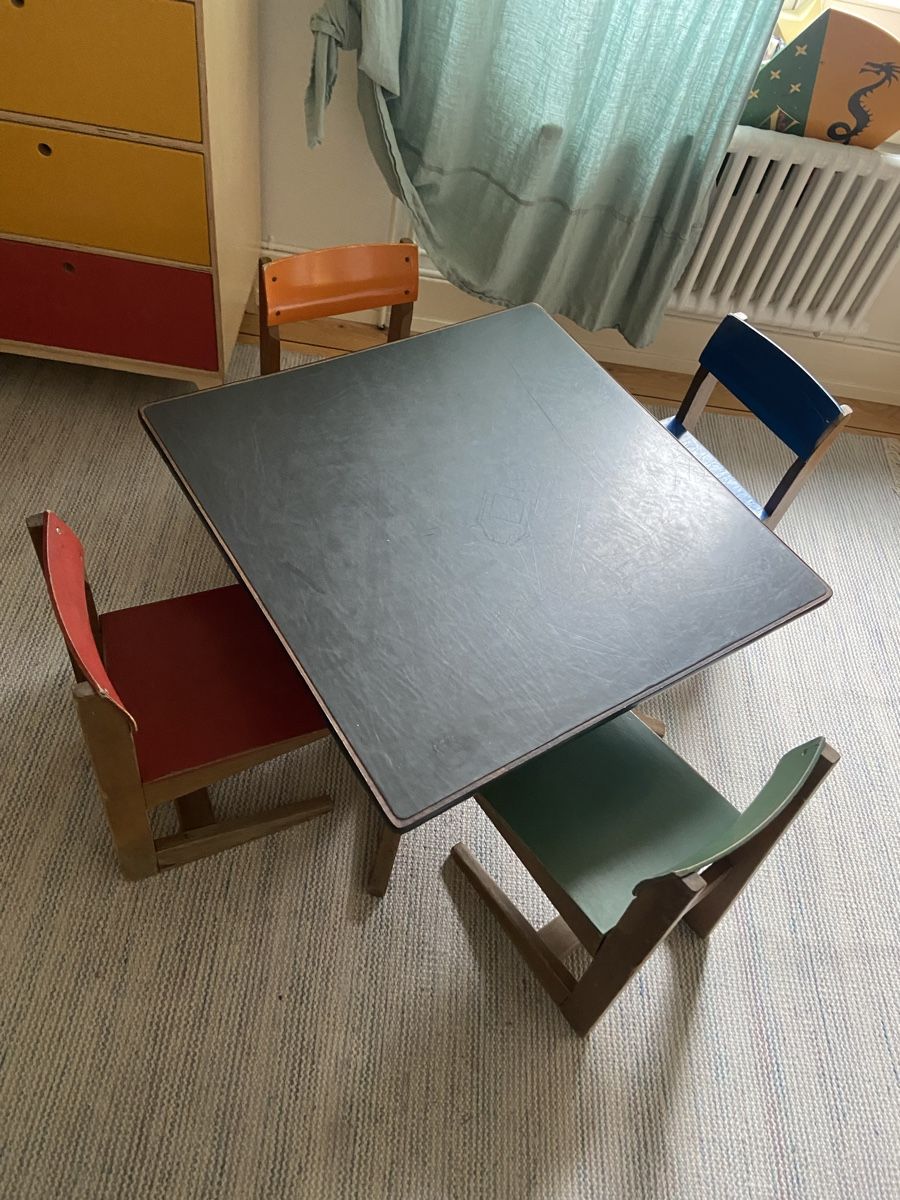 Tischset: ZSCHOKE Kinder Tisch mit 4 Stühlen – Gebraucht aus Niederlenz von Jurmalin 1