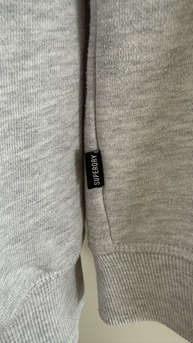 Superdry Pullover & Sweatshirts: Superdry sweater L – Gebraucht aus Buchs AG von sxf96 1