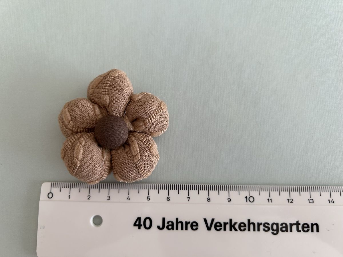 Alle Dekorationen: Fabric flower applique *2 – Neu (gemäss Beschreibung) aus Basel von lau_982w 2