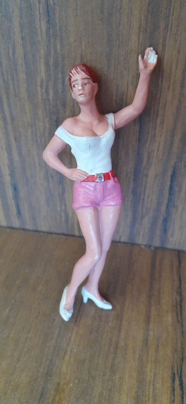 Statuette: Figur Pin Up Vintage – Usato da Mörschwil venduto da lindaswunderkiste 5
