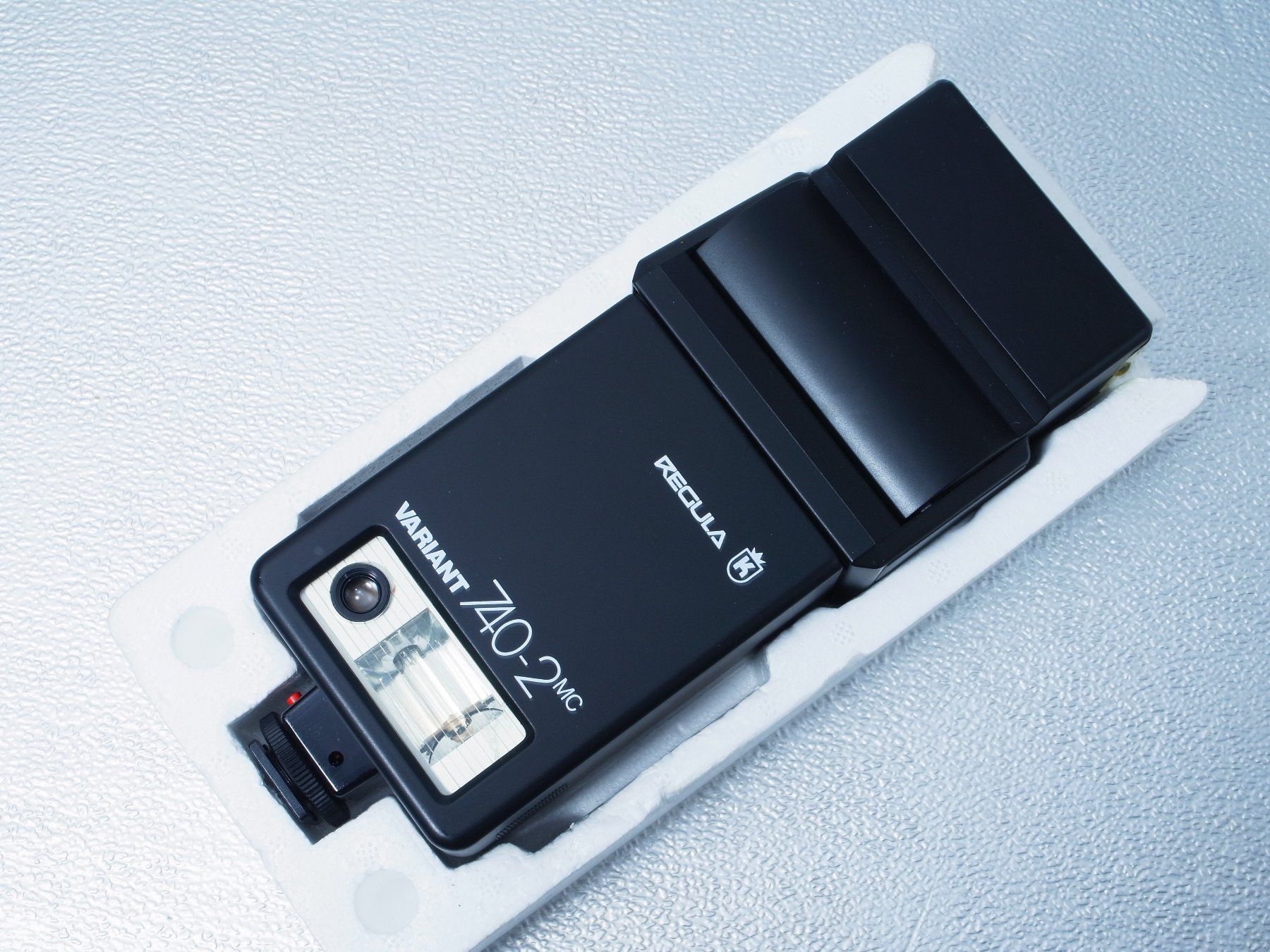 Flash: Regula Blitz universal Canon Nikon Fuji Olympus – Usato da Zürich venduto da dnk_nrd8 2