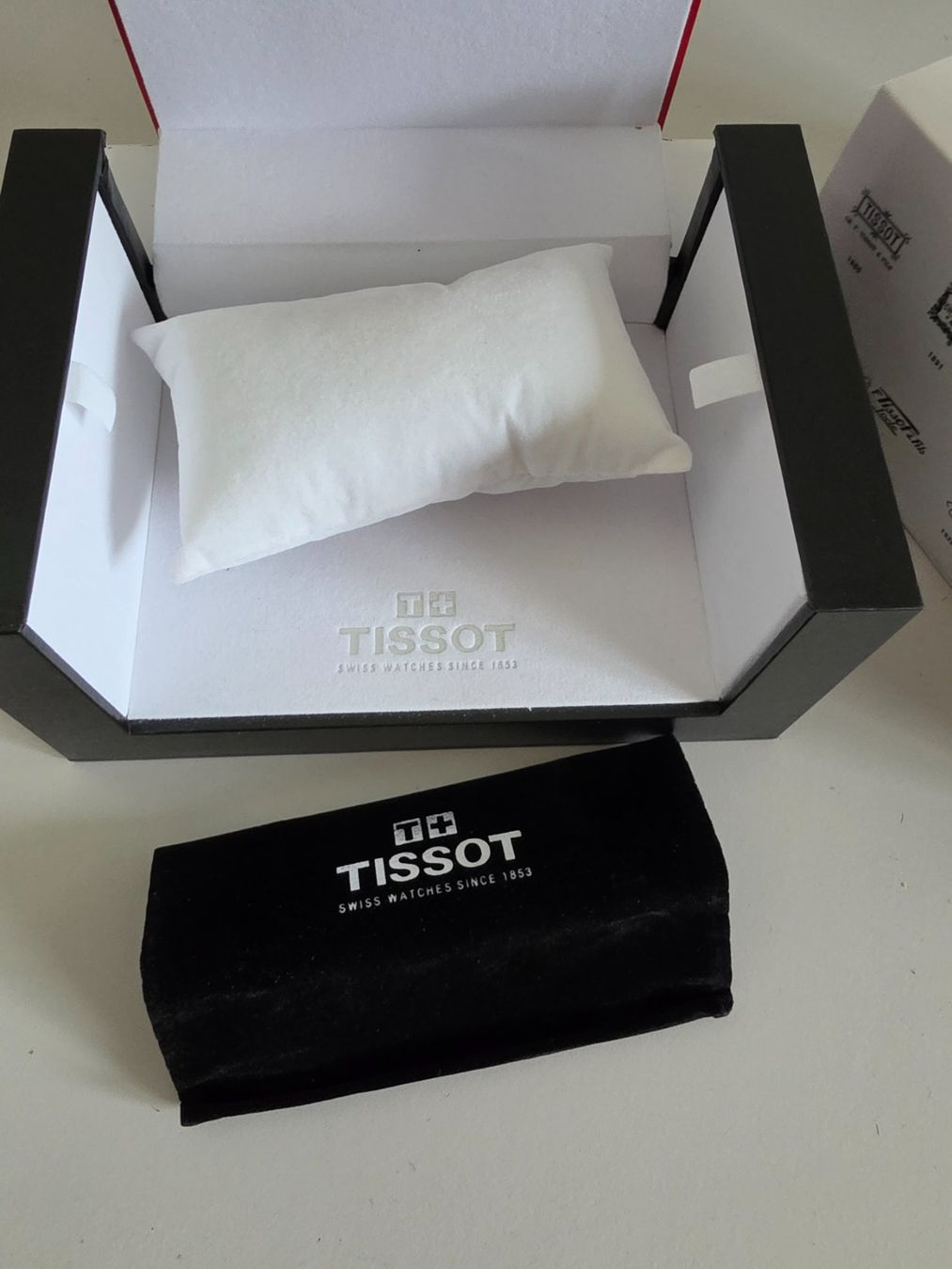 Tissot Uhrenboxen: Tissot Uhren Box – Gebraucht aus Birr von DisDas 2