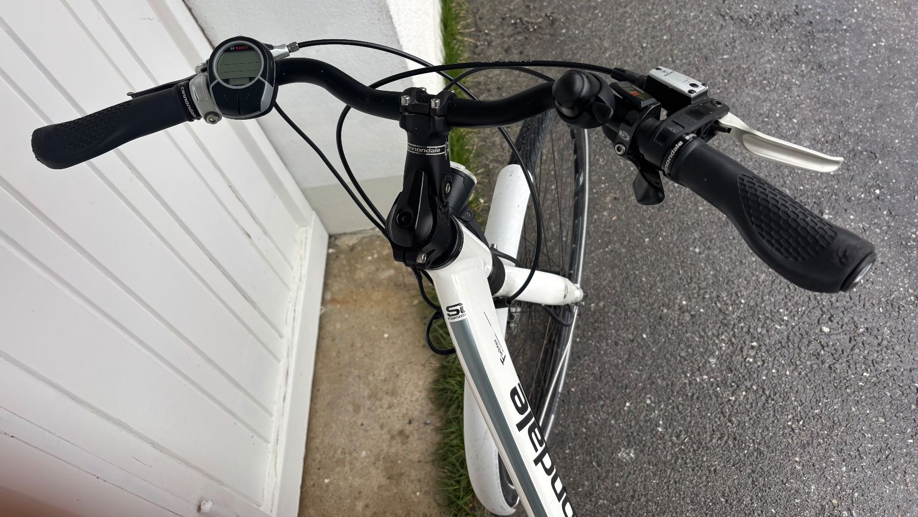 Cannondale Biciclette: Cannondale E-Series Trekking-Modell – Usato da Büron venduto da TinaSa 1