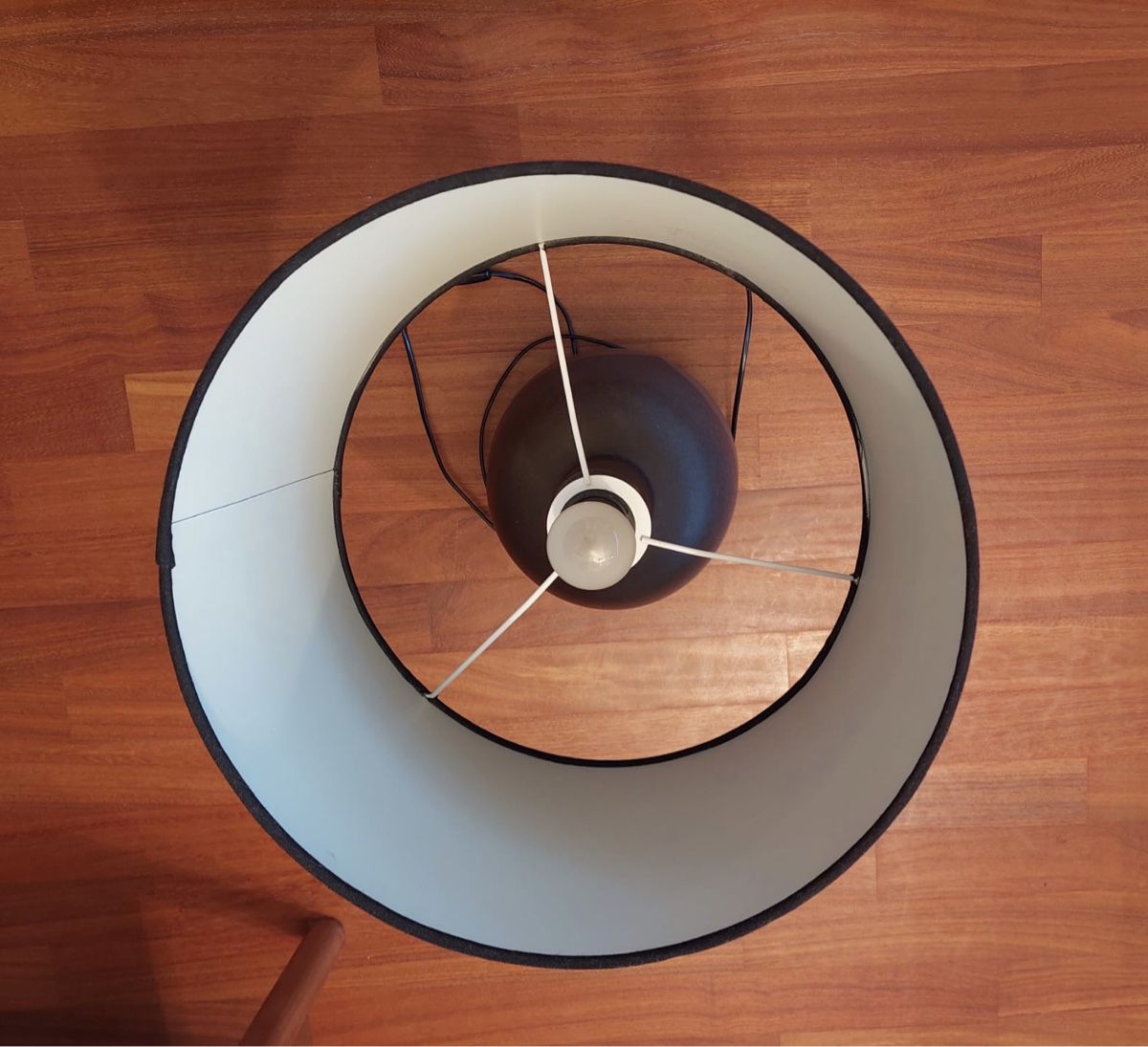 Lampade: Vintage Tischlampe – Usato da Basel venduto da shirley_gold 3