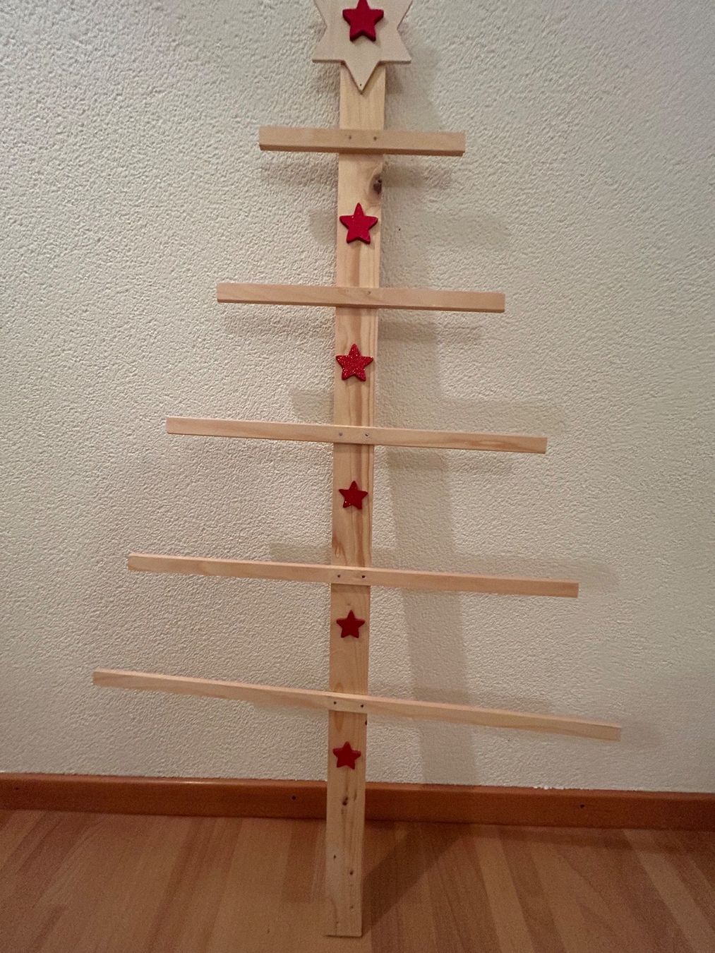 Alle Dekorationen: Adventskalender aus Holz als Weihnachtsbaum – Gebraucht aus Zürich von keinweiss
